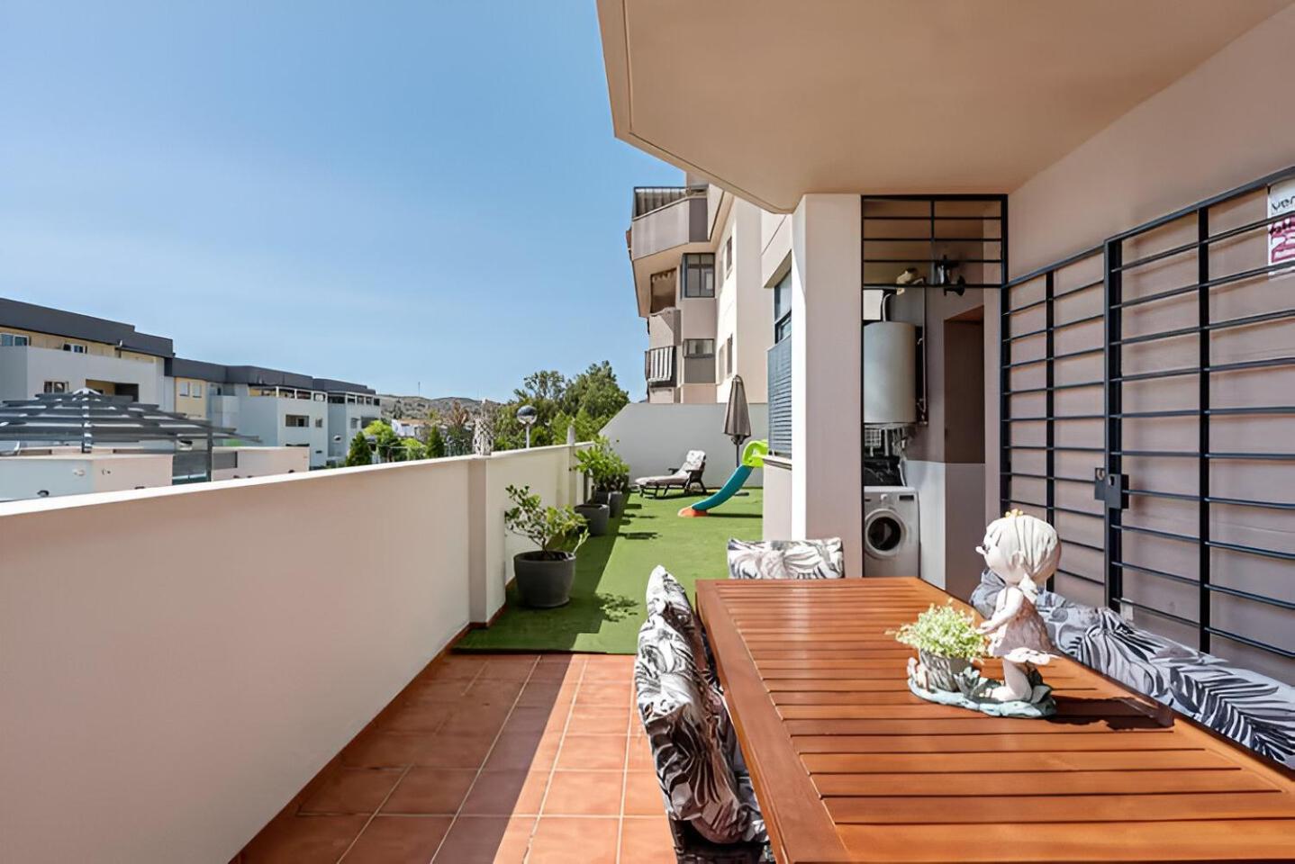 Ven Descansa Y Conoce Malaga Exterior photo